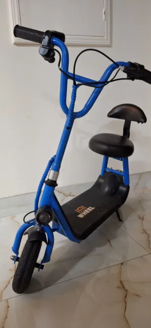 For sale kids electric scooter