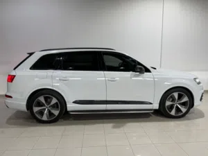 Audi Q7 55 TFSI Quattro S-line