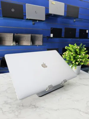 MACBOOK PRO 2016 MODEL A1707 INTEL CORE I7 PROCESSOR 16GB RAM 250GB SSD INTEL HD GHRAPICS 530