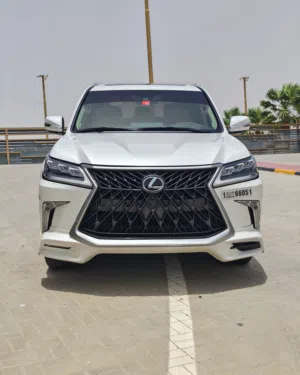 Lexus LX570 2018 GCC لكزس سيرفيس وكالة الفطيم خليجي