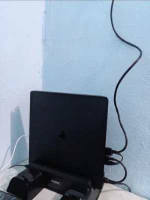 بلي ستيشن فور مستعمل