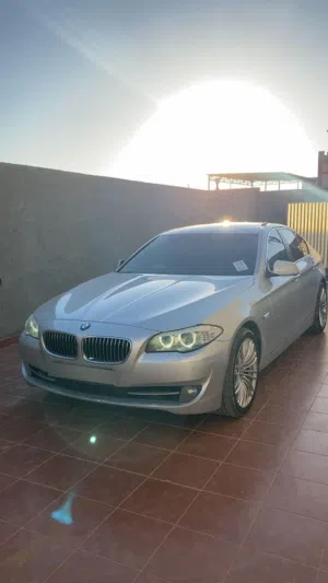 BMW.. F10 للبيع مديل 2013