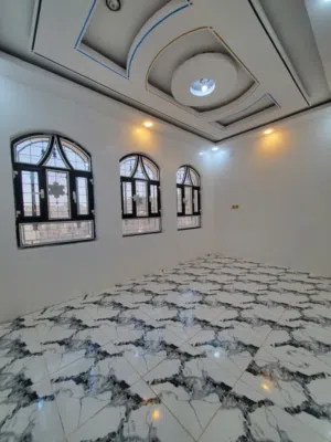 اقوى عرررررطه بيت مسلح هردي قواعدوعمدان بسعر مغري جدا الســعـــــر*عررررررطه 23مليون ريال يمني