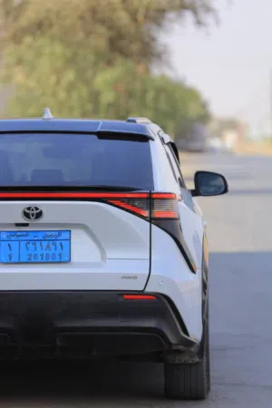 تويوتا bZ4X موديل 2023 فئة XLE (دفع رباعي AWD) – كهربائية بالكامل