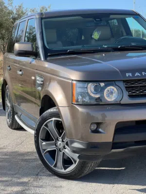 Used Land Rover Range Rover in Zarqa