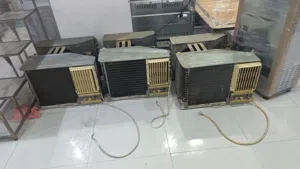 مكيفات للبيع نظاف اخر نظافه شبه جديد طنين 150طن ونص 130الموقع صحم