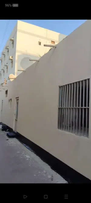 مركز عيسى الحربي للمقاولات والتنظيفات وجميع صيانه المباني وكهربائي وسباك باي فيتر ونجار ديكور24ساعه