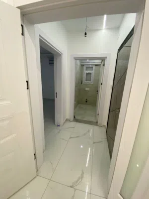 شقة تشطيب تام ف حوازة العنب السراج