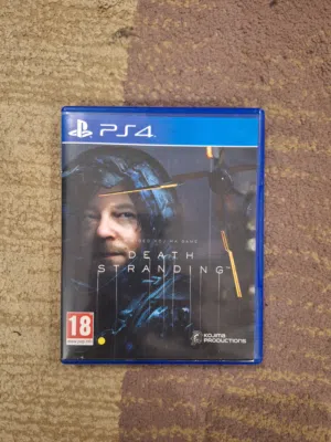 شريط ps4  مستعمل للبيع ،،