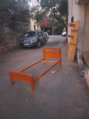 تخت مفرد .