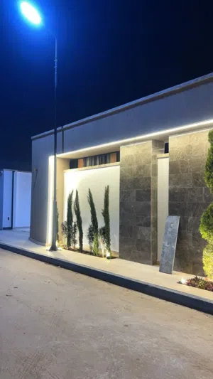 فيلا 5 نجوم للبيع بحوض السباحة الموقع السيده عائشه