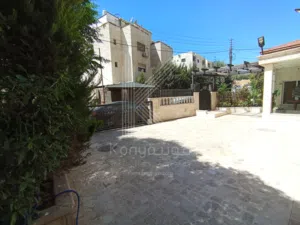 شقة مميزة للبيع في عمان -الجاردنز - طابق أرضي