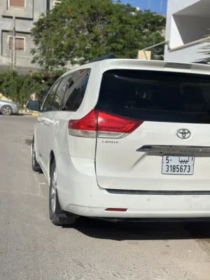 تويوتا سيينا