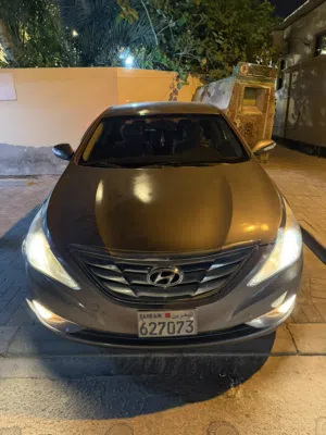للبيع سوناتا 2014