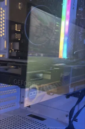 للبيع بي سي 4060
