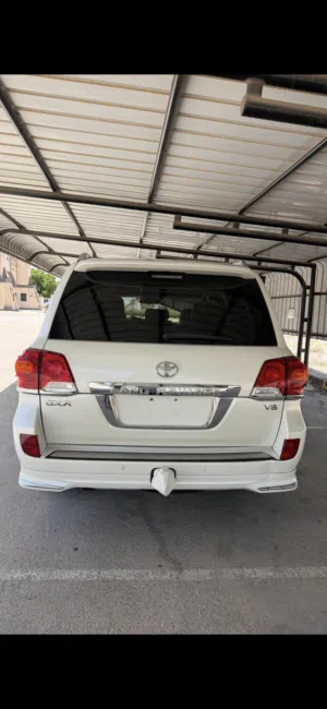 Used Toyota Land Cruiser in Dhofar