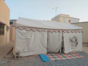 للبيع خيمة مع العفش