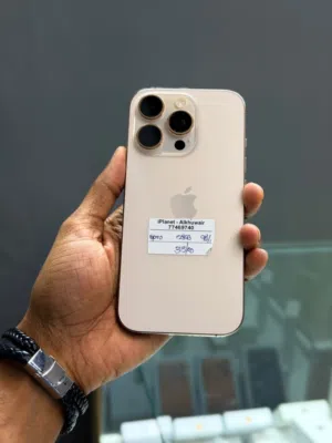 iPhone 16 Pro 128 GB with 90% BH - Smooth condition phone