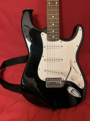 Guitare electric Fender Stratocaster