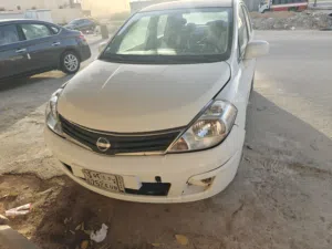 Nissan Tiida 2011
