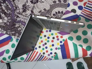 Hp folio 9470m