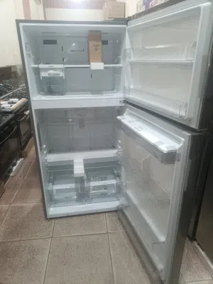 تلاجة LG إنفرتر 21 قدم بشاشة تاتش + تحكم بالموبايل — حالة ممتازة