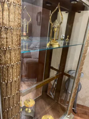 نيش او كونسول زجاجي بسعر 3 دك