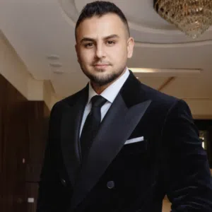 يزن المخاترة