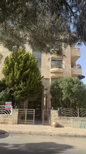 230 m2 3 Bedrooms Apartments for Sale in Amman Abdoun Al Shamali