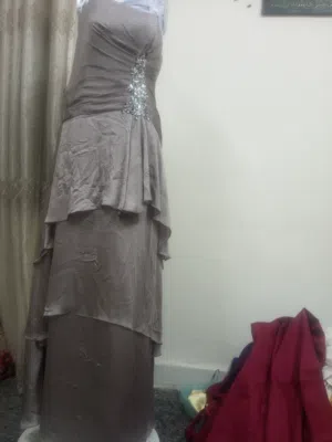موجود بالة فساتين سهرة 150فستان سهرة بالة ستاتي للبيع بسعر 120
