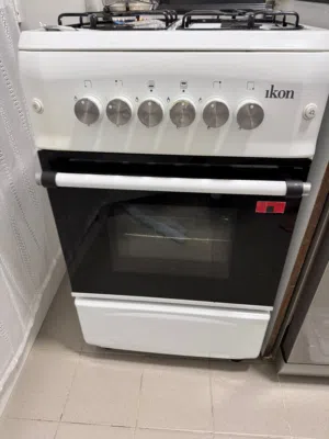 I kon oven Hun 4 burner with oven