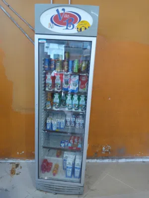 تلاجة عرض عمودية
