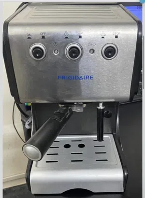 ماكينة قهوة اسبريسو FRIGIDAIRE