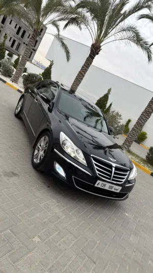 جينسس 2012 للبيع ولا افاري