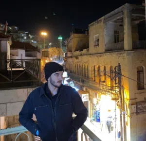 Abood Qteshat 