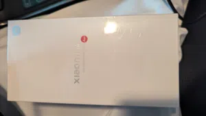 للبيع فقط Xiaomi 14 16ram/512 global