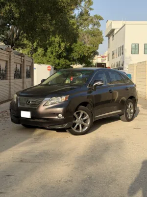 LEXUS RX350 2010 MODEL - EXCELLENT CONDITION - SINGLE OWNER - ALL ORIGINAL PAINT - BAHRAIN AGENT
