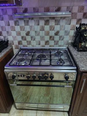 فرن غاز للبيع ناره قوية واشعال ممتاز