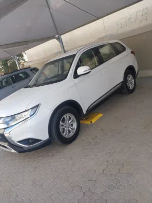 للبيع اوتلاندر 2019