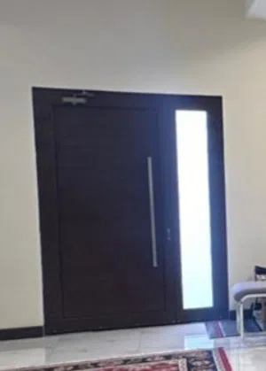 باب المنيوم