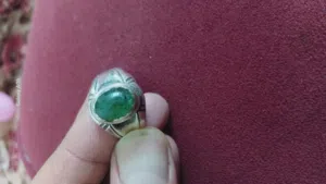 خاتم فضه زبرجد طبيعي خاتم صنع يدووي عمرو 400سنه