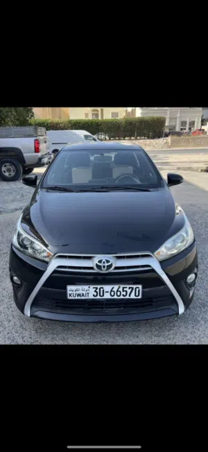 تويوتا يارس المكينة الكبيرة 1600cc ممشى مميز قمة بالنظافة مو محتاج شي