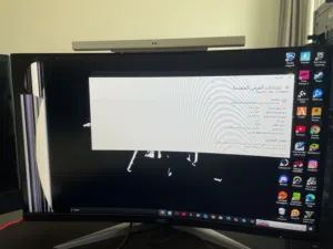 للبيع شاشة aocمكسوره شويه من الجنب