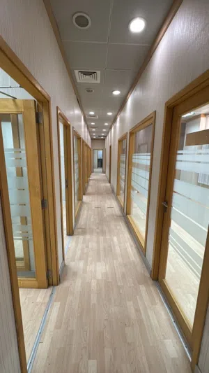 Offices for rent on the main road near Ruwi Roundabout مكاتب للإيجار على الشارع العام