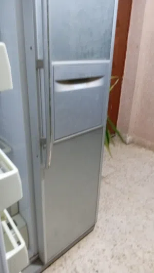 ثلاجه درفتين