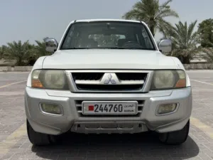 للبيع ميتسوبيشي باجيرو موديل 2002