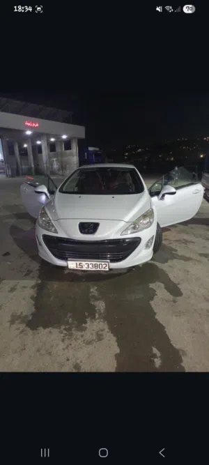سيارة للبيع نوع بيجو 308 موديل 2011