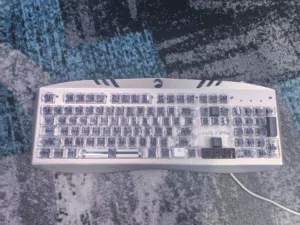 كيبورد ميكانيكي blue switch rgb ثابت صوت clicky للالعاب