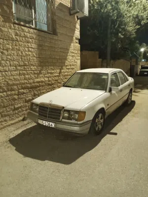 مرسيدس E200 بطة 1992 للبيع