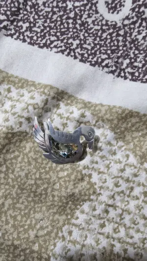 مشبك فضه استرليني